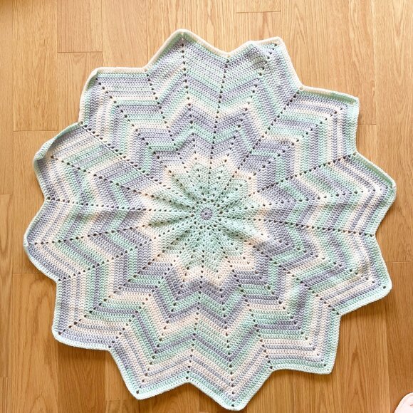 Handmade Crochet Star Baby Blanket 42" Pastel colors - Picture 2 of 8